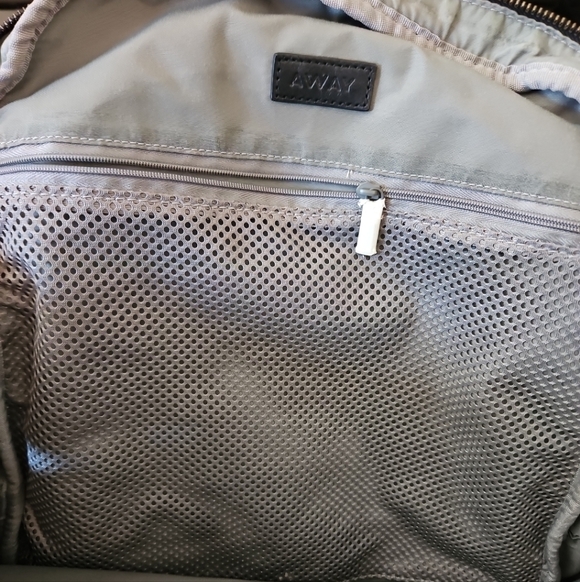 AWAY The Backpack Black Travel Carry-On Luggage 25.5L  Expandable Nylon TSA Bag - Picture 10 of 14